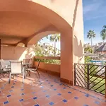 Entre Estepona-marbella Apartamento *